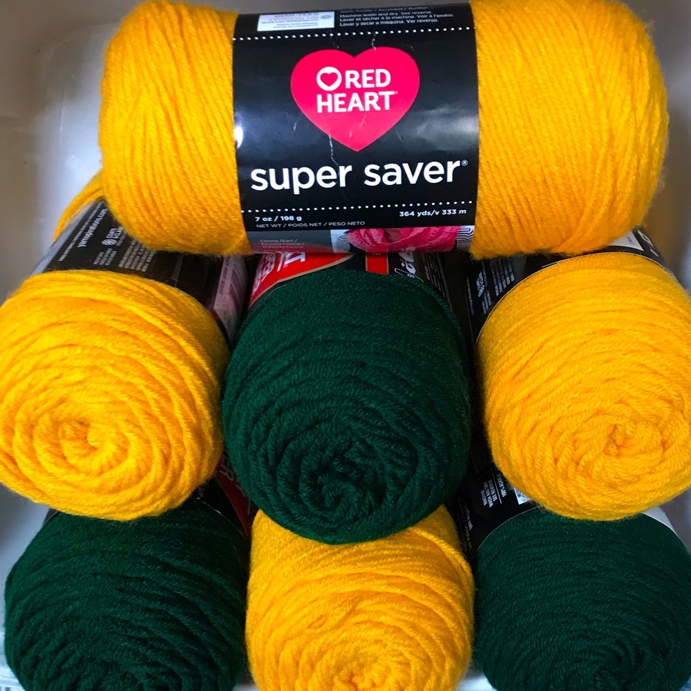 Red Heart Super Saver Hunter Green&Saffron Lot of  7 Skeins Acrylic 4 Ply NEW